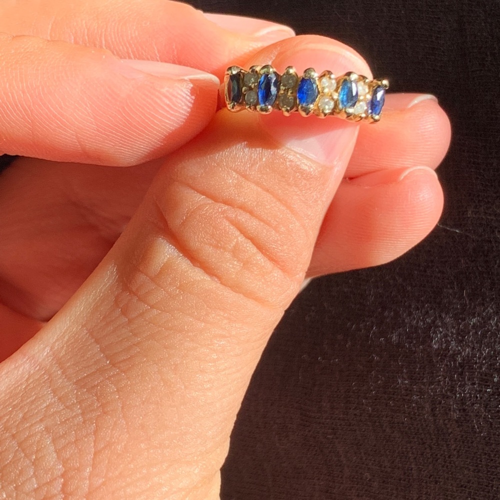 14k Sapphire and Diamond ring - Picture 13 of 16